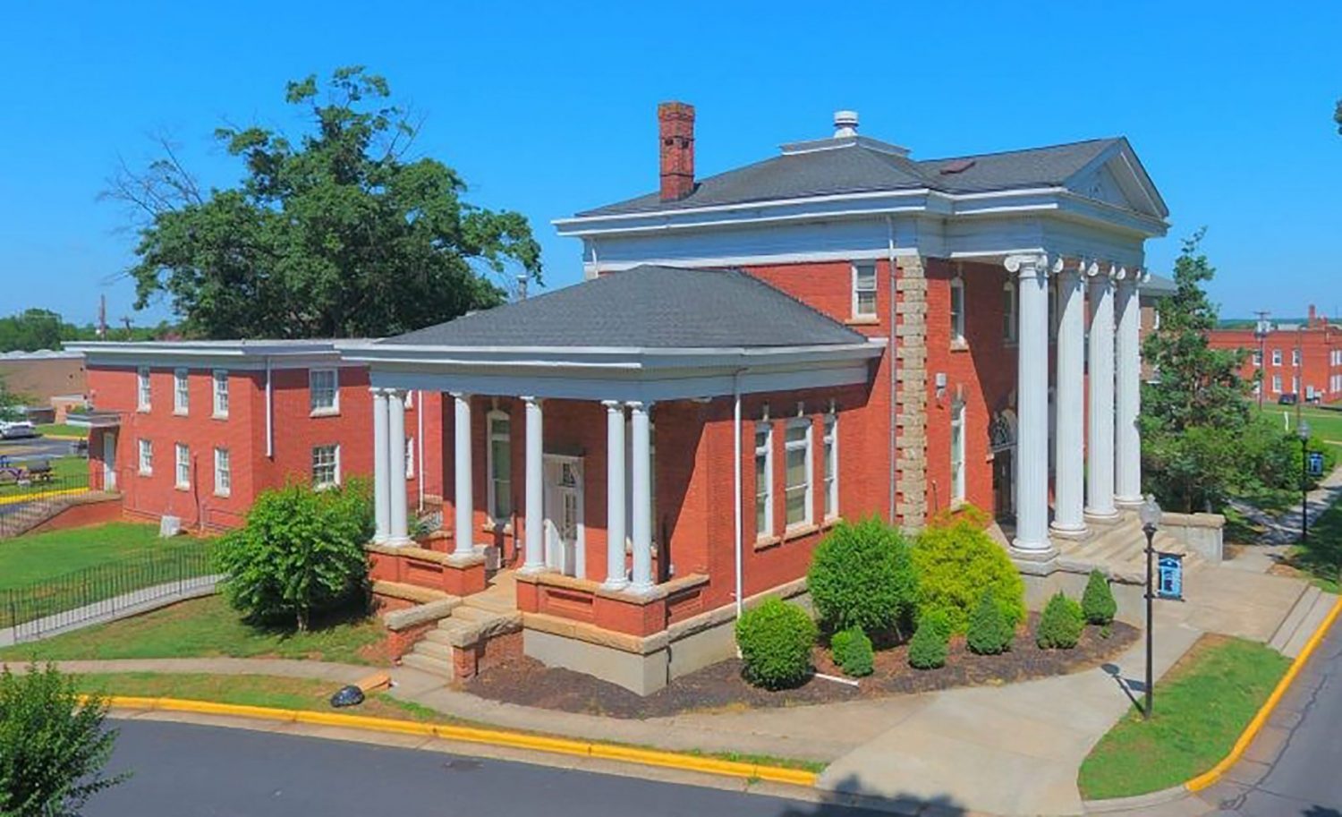 Eminent Education Institute