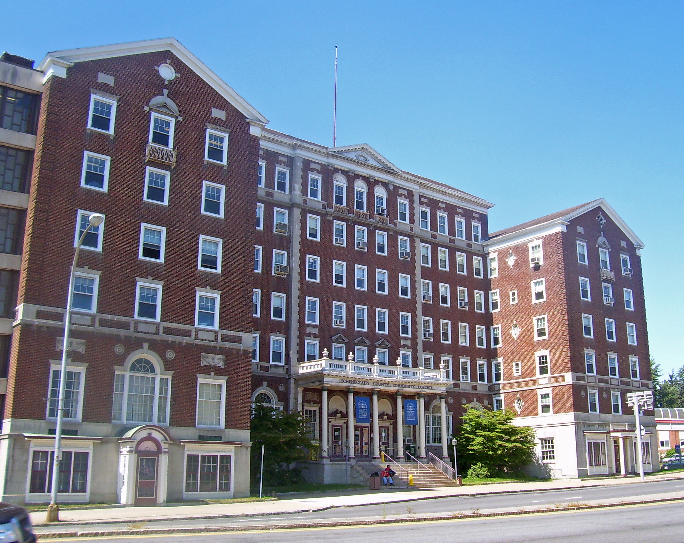 Eminent Education Institute